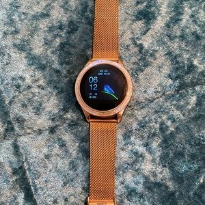 Smartwatch- gold bling mesh strap